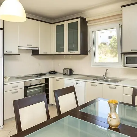 Charming House With Sea View & Shared Pool In Сasa de vacaciones Bodrum
